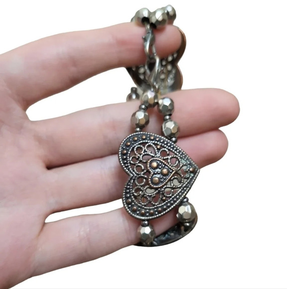 Vintage Perforated Heart Flower Hollow Out Laced Bracelet - Picture 2 of 5